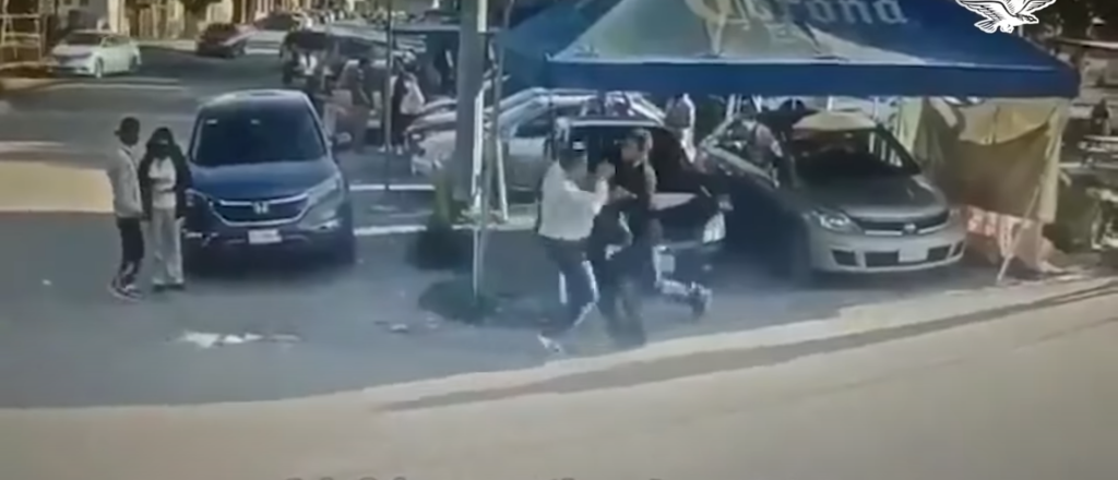 Video: mat&oacute; por error a un hombre pensando que era el violador de su hija