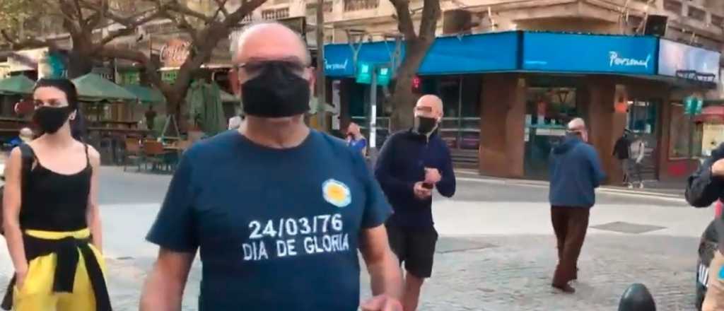 Banderazo en Mendoza: llevó una remera reivindicando la dictadura