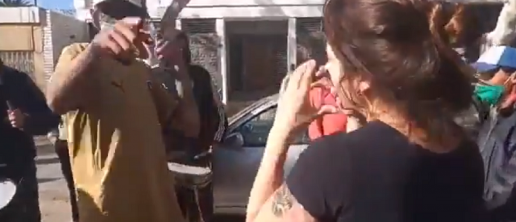 San Juan: le hacen un "piquete civil" a una mujer que llam&oacute; a un "banderazo"