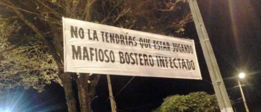 "Bostero mafioso infectado", los pasacalles para Boca en Paraguay