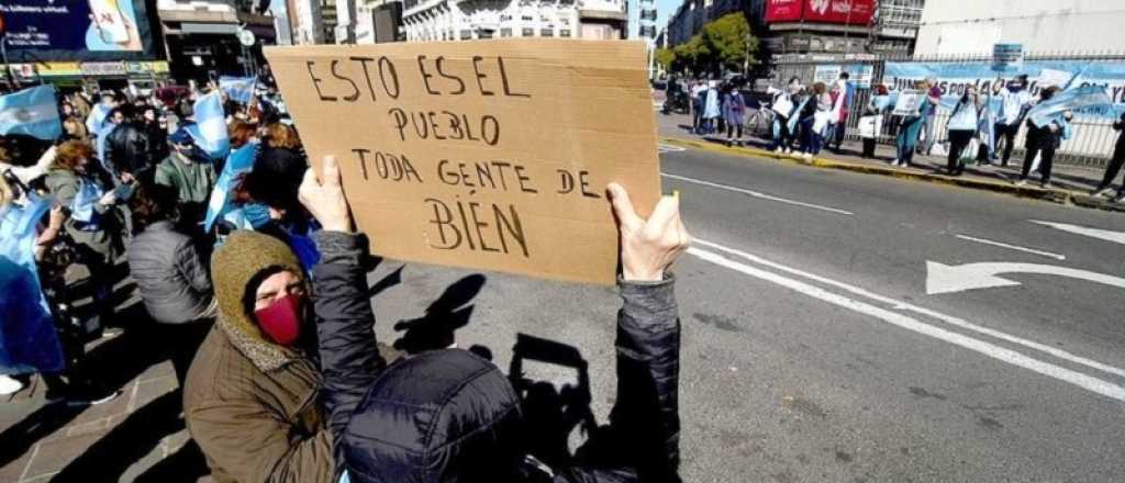 #19S Banderazo: "Alberto cuidado, el pueblo está cansado"