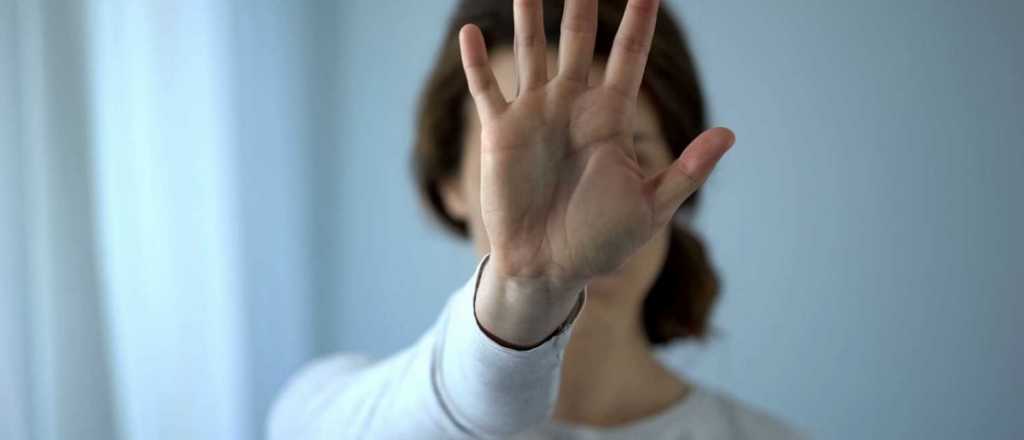 Amnistía Internacional contra Twitter por no frenar la violencia de género