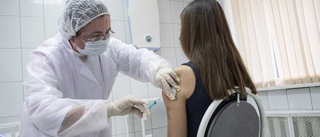 Argentina vacunaría a 11 millones de personas en 2021