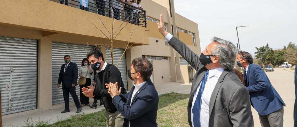 Fern&aacute;ndez le recrimin&oacute; a Macri que dej&oacute; 11 mil viviendas sin terminar