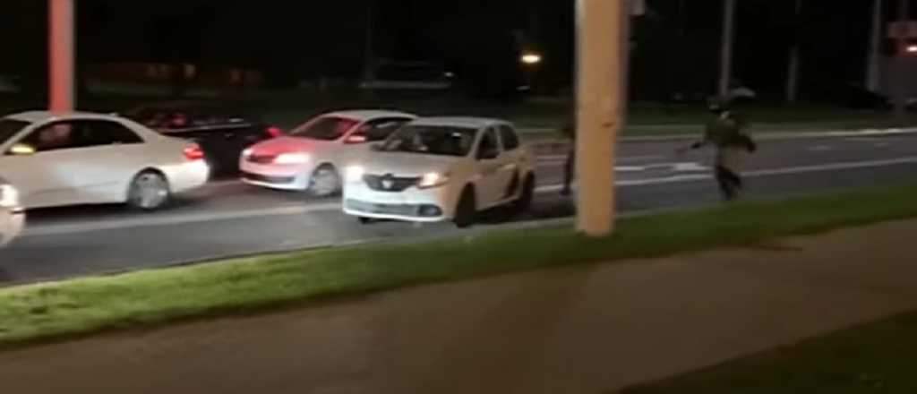 Un joven escapaba de la represión en Bielorrusia y fue salvado por un taxista