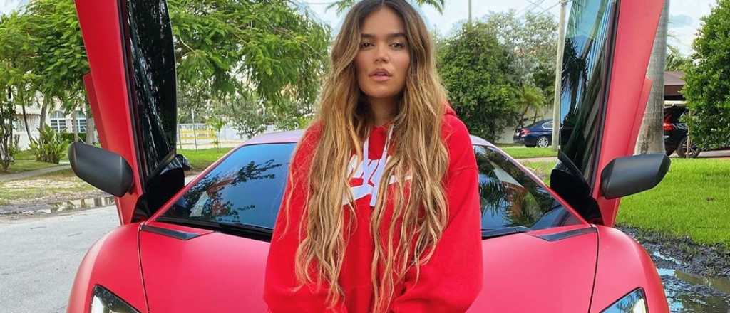 Karol G sorprendi&oacute; con un bikini animal print