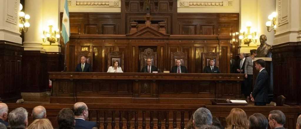 &nbsp;La Corte abri&oacute; el per saltum y analizar&aacute; el caso de los jueces desplazados