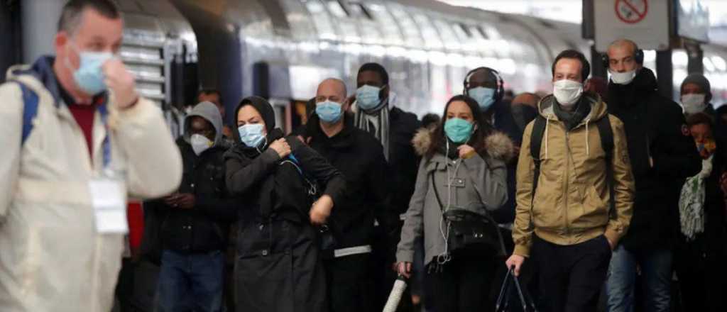 Fern&aacute;ndez analiza nuevas restricciones