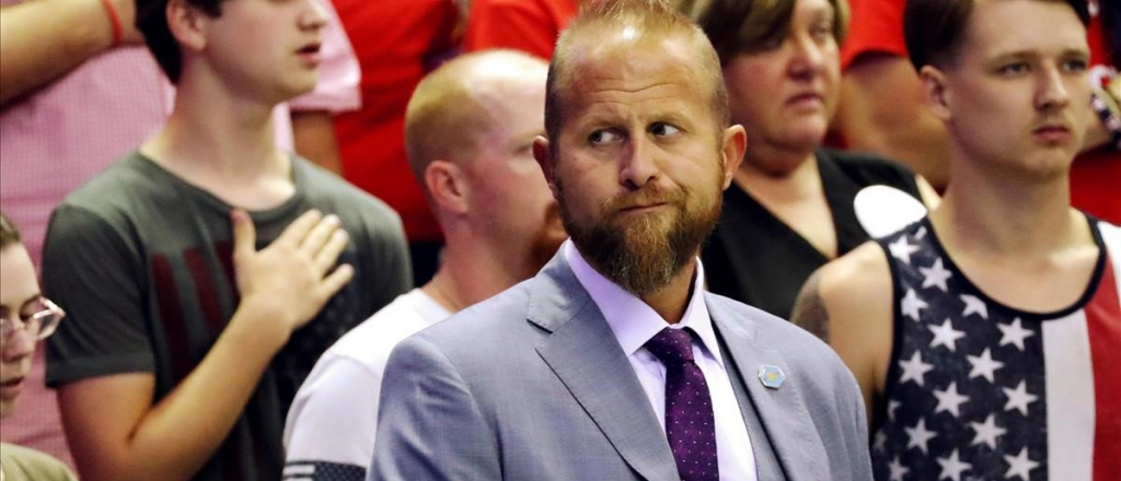 El ex jefe de campa&ntilde;a de Trump golpe&oacute; a su esposa y quiso suicidarse 