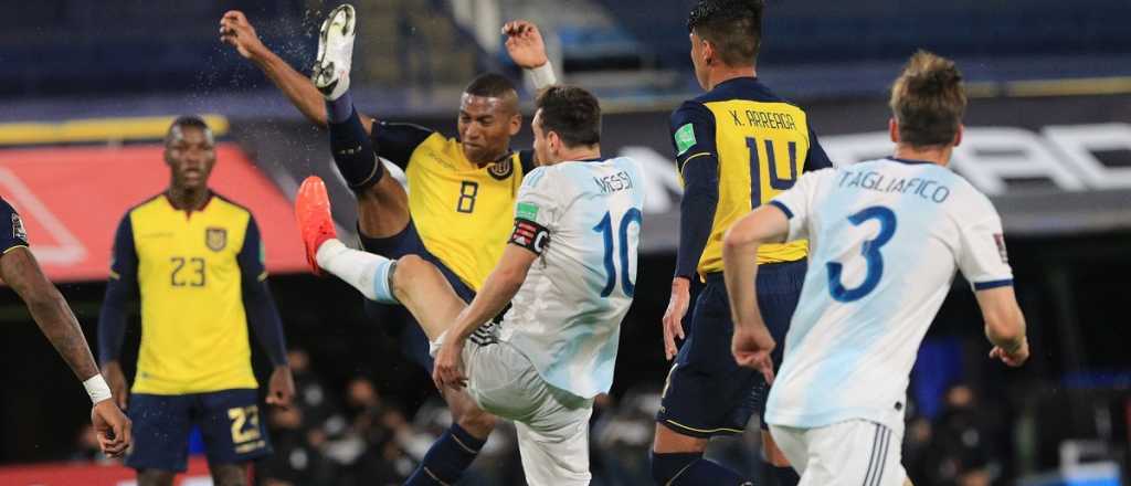 Argentina ganó con gol de Messi en el debut ante Ecuador