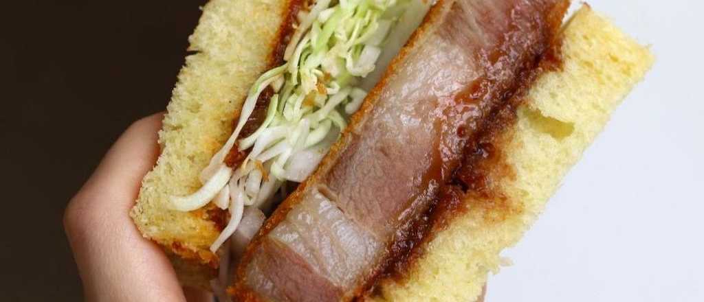 Katsu sando, el sándwich de carne japonés que hace furor en Argentina