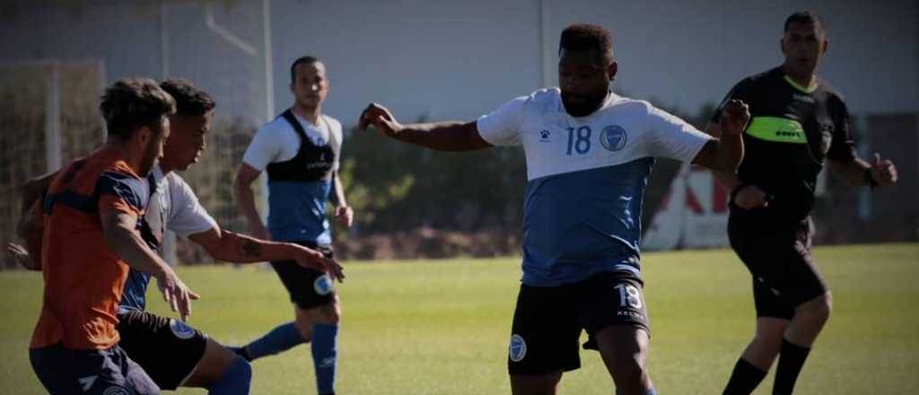 El Tomba gole&oacute; a la Lepra en el amistoso del papel&oacute;n