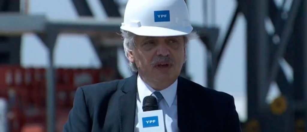 Alberto Fernández quiere "reconstruir" YPF