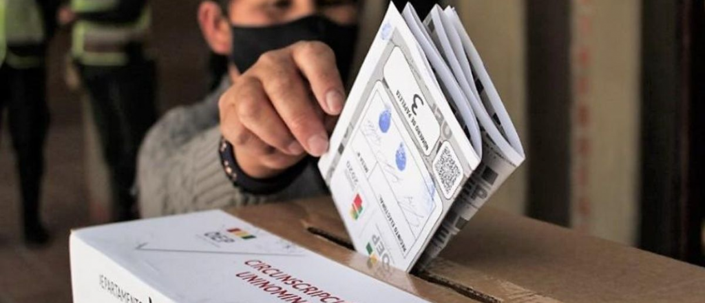 En Bolivia también hay elecciones: eligen 4 gobernadores  