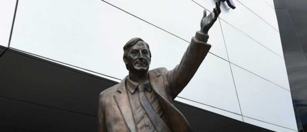 Alberto Fernández quiere poner una estatua de Kirchner cerca de la Rosada