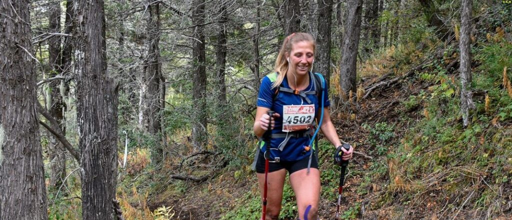 Los bastones y el trail running: esto es lo que ten&eacute;s que saber