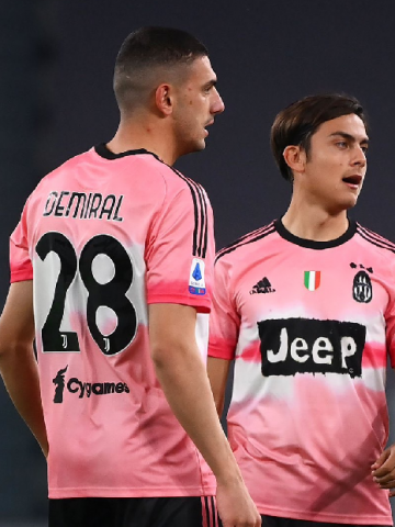 camiseta juventus human race