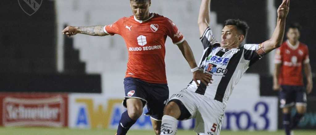 Independiente ganó en Santiago gracias a un gol en contra
