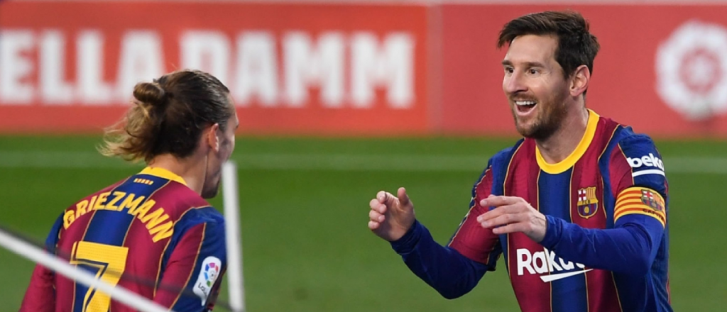 Golazo de Messi, que casi le arranca la cabeza al arquero rival