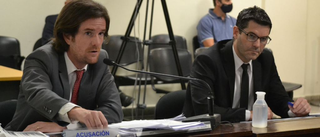 El juez que pidi&oacute; 4 millones por pegarse con un port&oacute;n, podr&iacute;a ser destitu&iacute;do