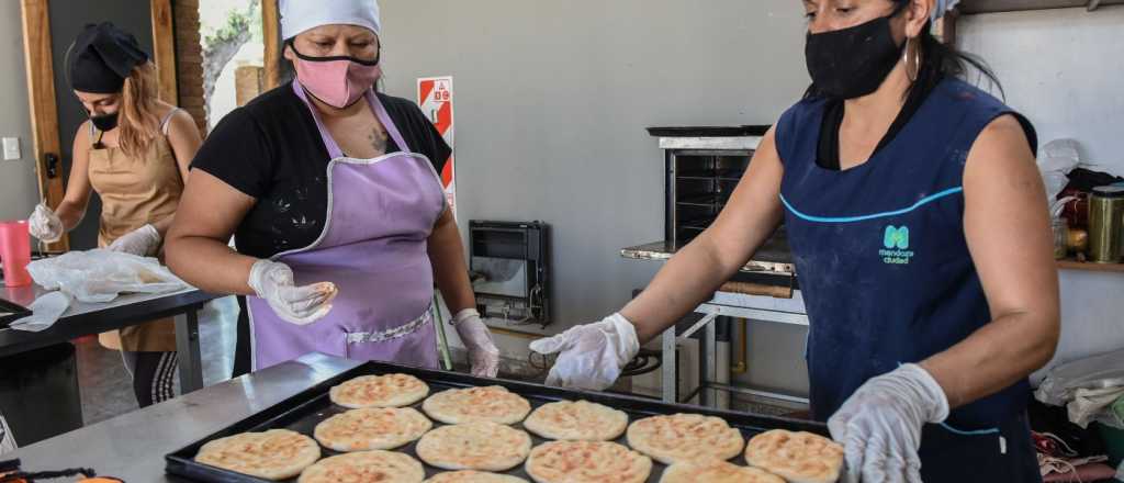 Panaderos de Mendoza denuncian que no les venden harina