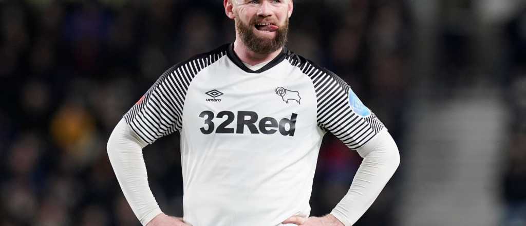 Ins&oacute;lito: Rooney ser&aacute; futbolista y entrenador del Derby County