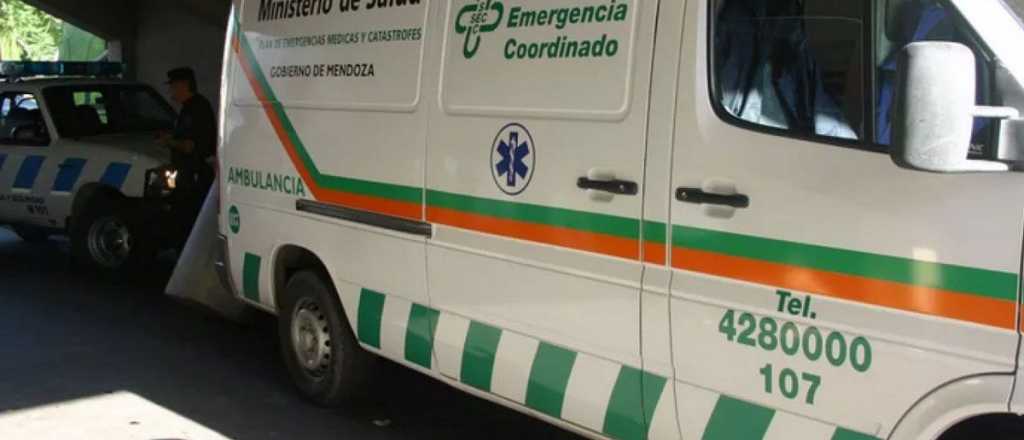 Un hombre cayó de un techo en Godoy Cruz y está grave