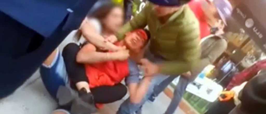 Una mujer le dio una paliza a un ladr&oacute;n: "&iexcl;And&aacute; a laburar!"