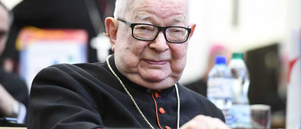 Murió un cardenal que fue sancionado por el Vaticano por abusos