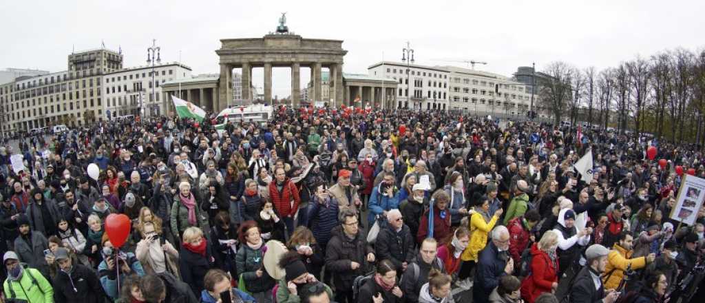 Protestas en Alemania por ley que restringe libertades individuales