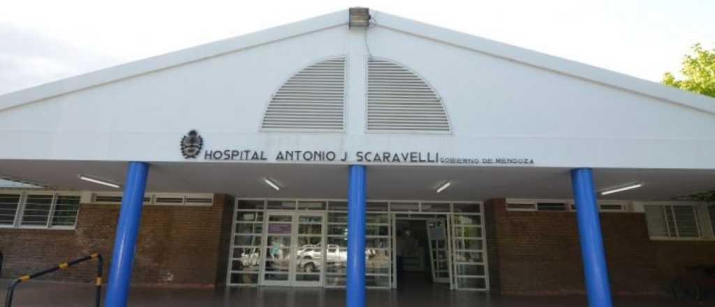 Video: una mujer tuvo a su beb&eacute; en la puerta del Hospital de Tunuy&aacute;n