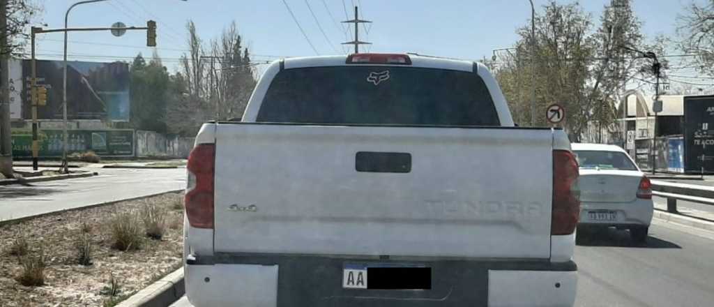 Toyota Tundra: c&oacute;mo es la gran camioneta que anda suelta por Mendoza