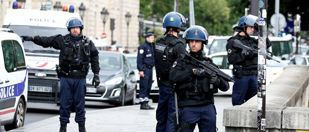 En Francia es delito difundir con malicia fotos de policías 