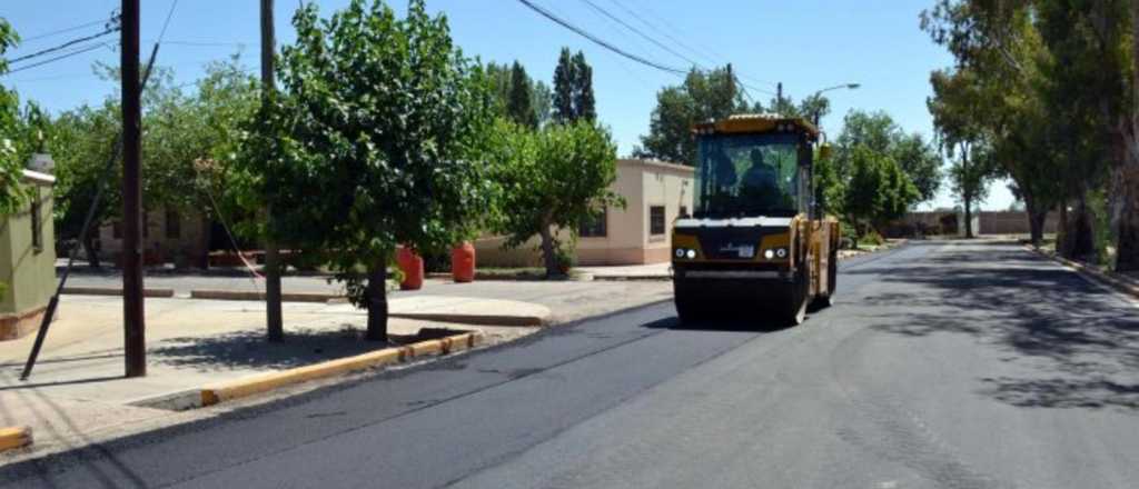 Guaymallén renovó el asfalto en calle Ceballos