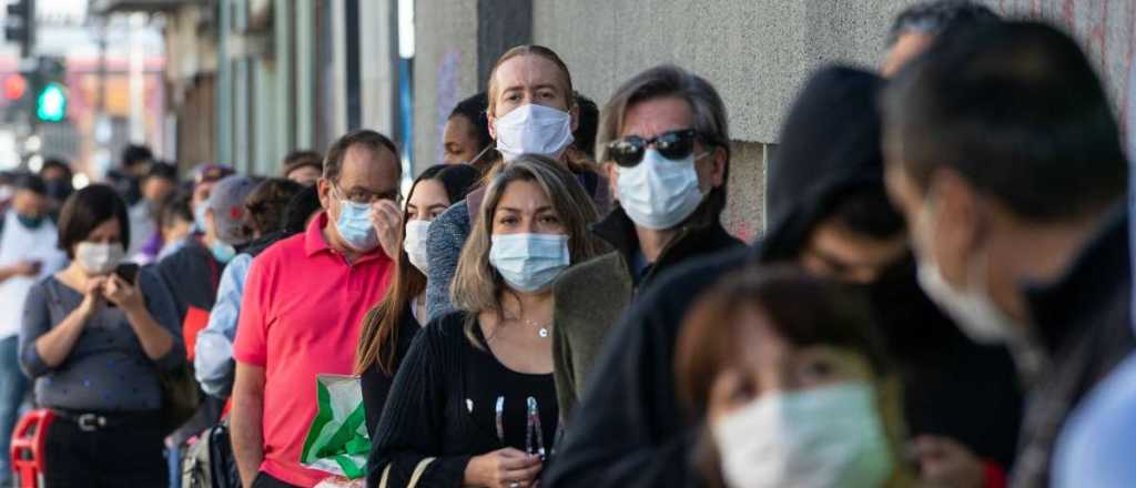 Pi&ntilde;era espera vacunar a 15 millones de chilenos en los pr&oacute;ximos 6 meses