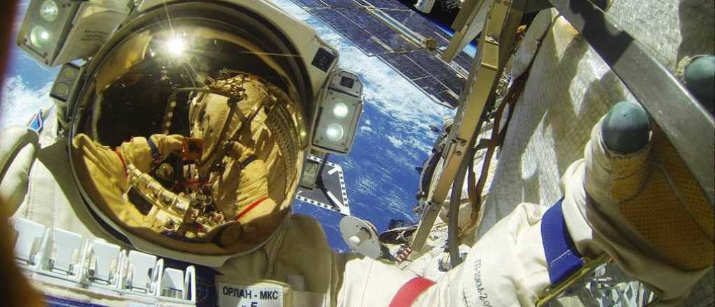 Cosmonautas rusos ser&aacute;n vacunados contra el Covid-19