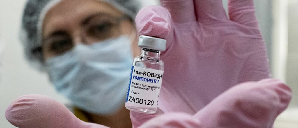 Lugares, grupos, y turnos: así nos darán la vacuna rusa en Mendoza