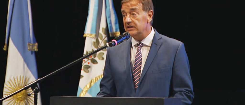 El gobernador promulgó la Ley de Ficha Limpia en Mendoza