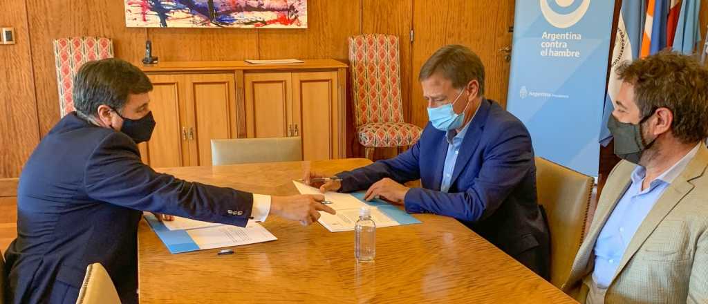 Mendoza y Naci&oacute;n urbanizar&aacute;n barrios populares