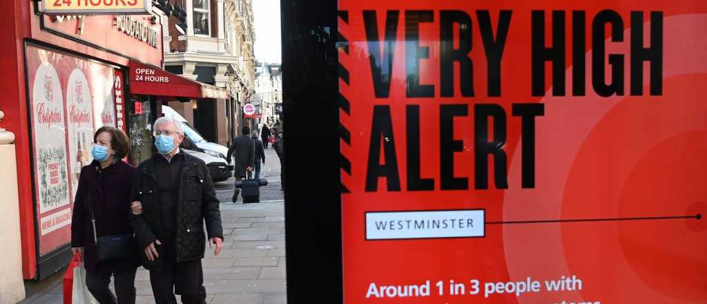 La nueva cepa de Covid-19 est&aacute; "fuera de control" en Londres