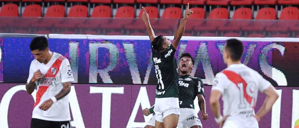 River perdi&oacute; 3 a 0 con Palmeiras y debe apelar a un milagro