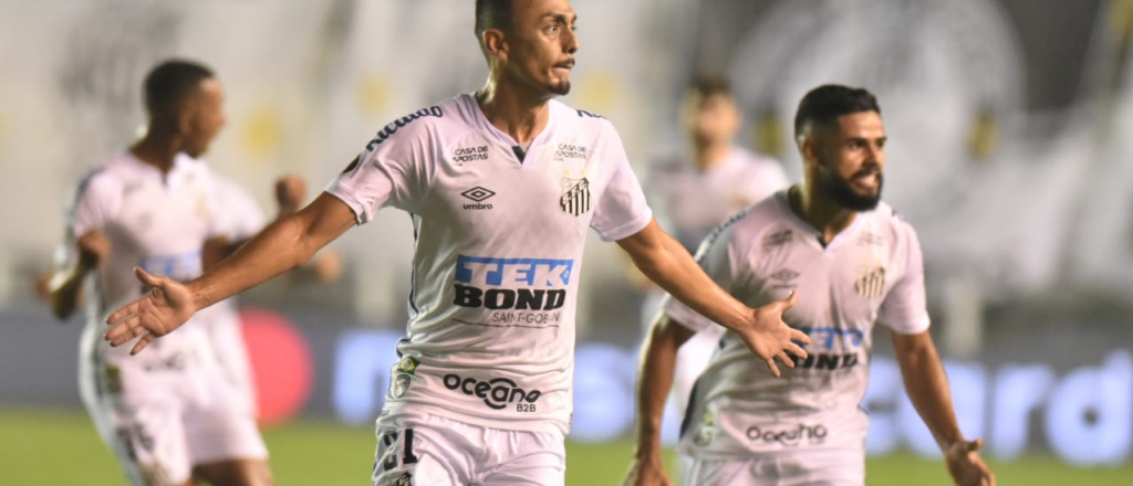 Video: el ins&oacute;lito gol que Santos le meti&oacute; a Boca