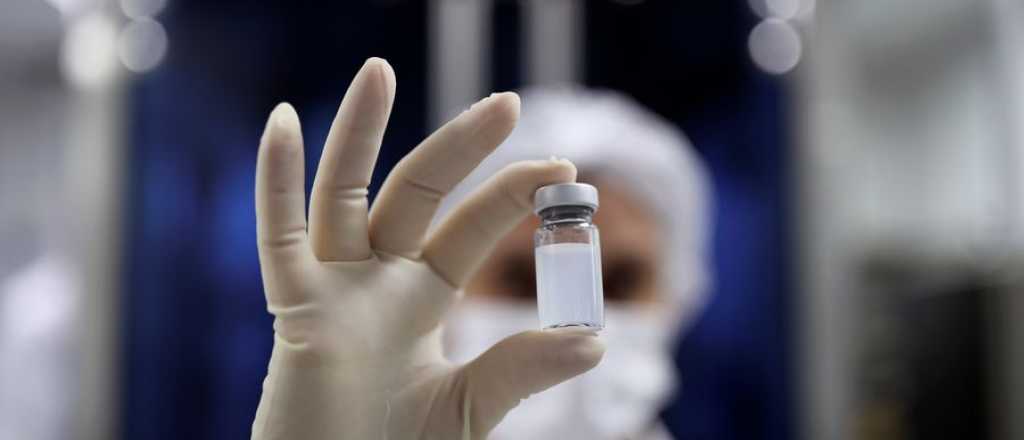 Chile aprueba la vacuna de Sinovac en chicos de 6 a 17 años