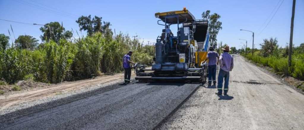 Guaymallén concreta más asfalto en Colonia Segovia