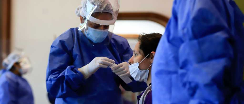 El país nuevamente rozó los 10 mil contagios de coronavirus