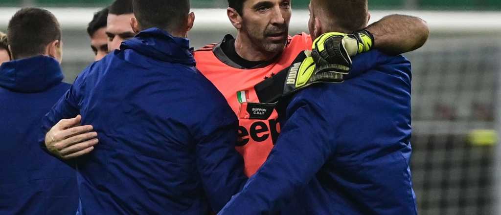 Video: la espectacular atajada de Buffon contra el Inter