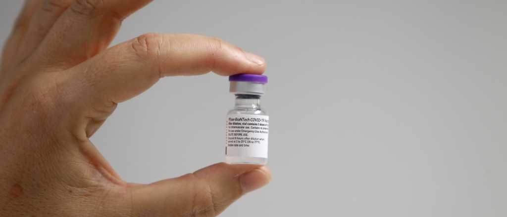El Reino Unido ensaya la combinación de vacunas Pfizer y AstraZeneca