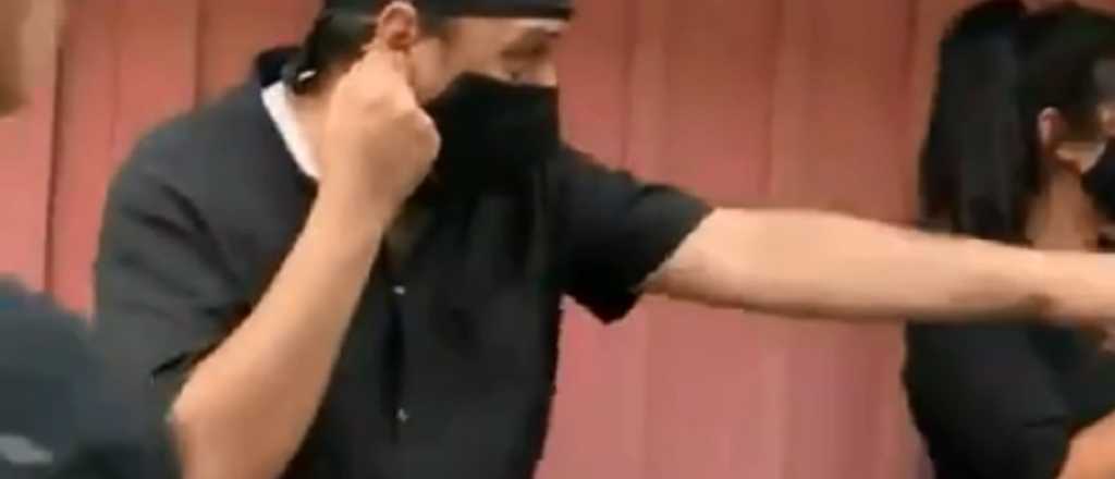 No hab&iacute;a micros para ir al trabajo: sus compa&ntilde;eros lo sorprendieron