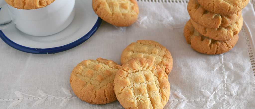 Cómo preparar galletas sin gluten con 4 ingredientes