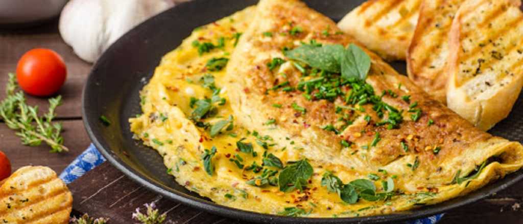 Omelette de berenjena: rápido, saludable y en el microondas 